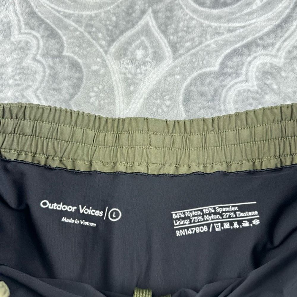 Mens Outdoor Voices Short - Picture 3 of 4